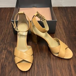 Ann Taylor Camel Criss-Cross Leather Heel Sandals, Size 8